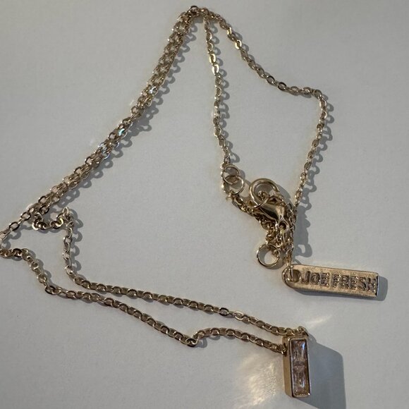Joe Fresh Gold Necklace - Picture 1 of 4